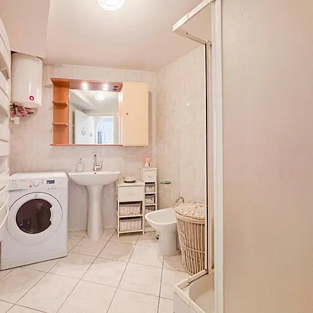 Zone Piétonne - Wifi, Ac, 4 Pers
