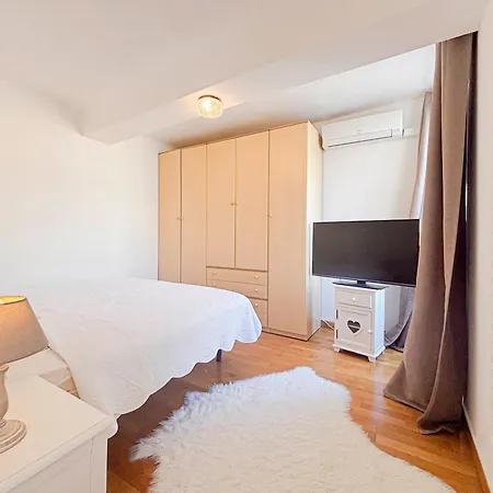 Zone Pietonne - Wifi, Ac, 4 Pers Apartment *